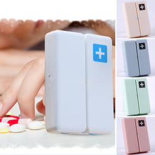 Laden Sie das Bild in den Galerie-Viewer, 7 Compartments Portable Pill Case