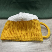 Laden Sie das Bild in den Galerie-Viewer, 🍺Lustiges 3D-Bierkrug-Strickhandschuh-Geschenk🎁